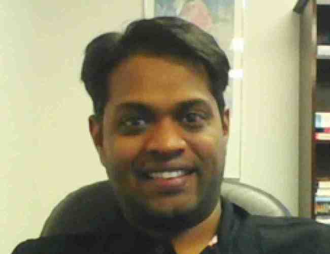 Srikanth Talagadadeevi photo